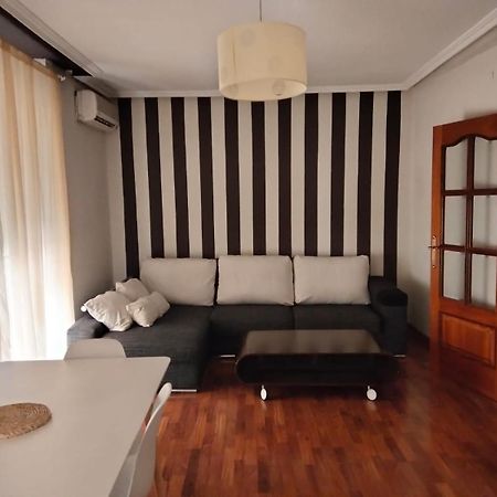 Apartament Delsan Linares  Zewnętrze zdjęcie